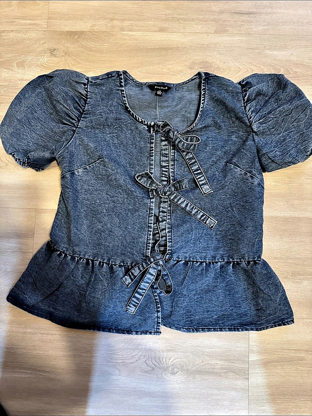 Sim and Sam Denim-Look Tie Front Peplum Top Size Small
